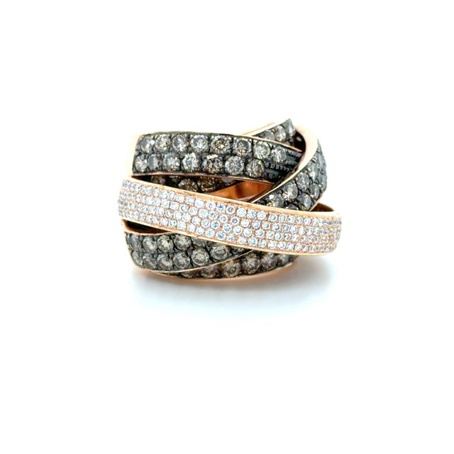 A striking Crisscross motif design showcases Le Vian’s signature style, blending bold artistry with timeless luxury. This...