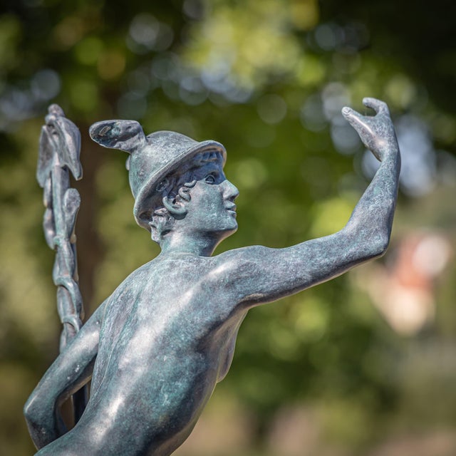 Small Hermes Sculpture, 1900s, in Good conditions. Designed from 2000