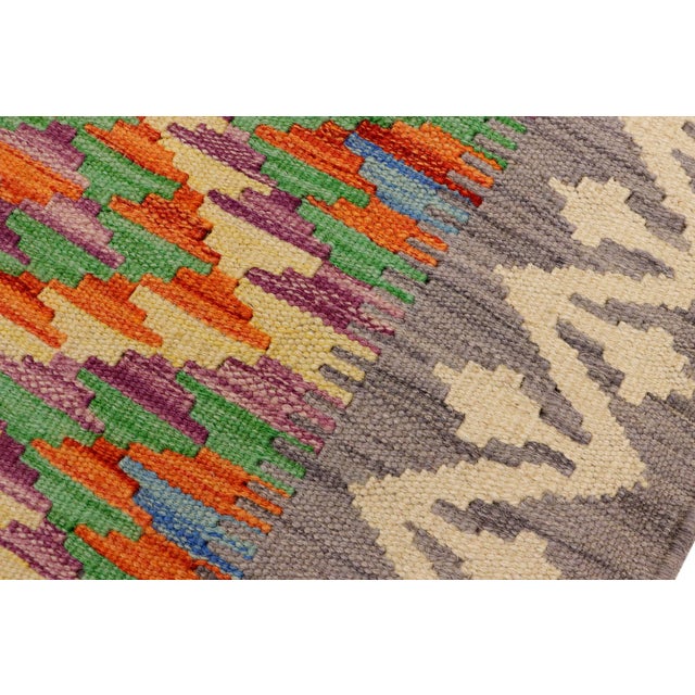 Tribal Kilim Gray Beige Hand-Woven Wool Rug For Sale In New York - Image 6 of 9