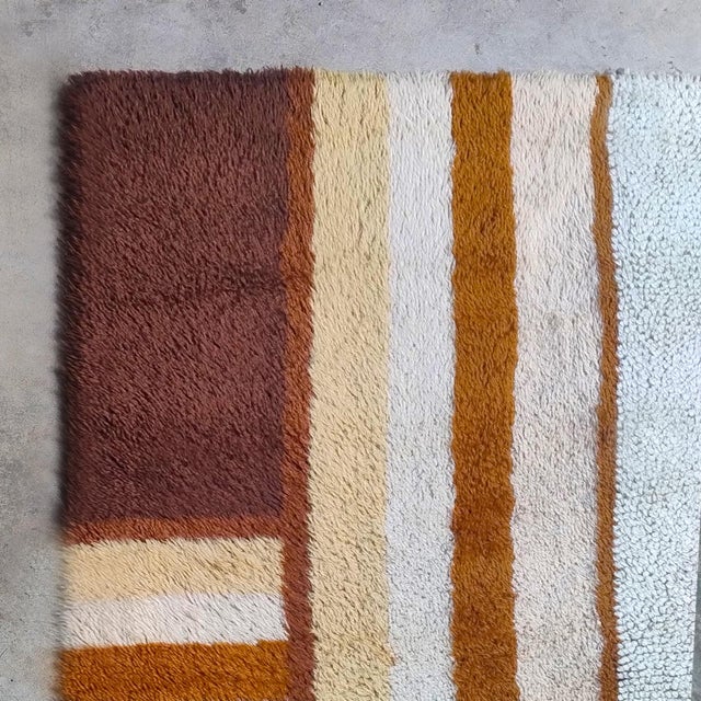 Space Age Museum-Grade Avant-Garde Wool Rug, Italy, 1970s For Sale - Image 9 of 11
