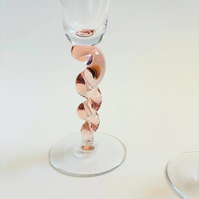 Late 20th Century Pink Spiral Stem Champagne Flutes - Set of 2 For Sale - Image 5 of 6