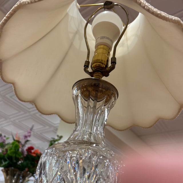 Waterford Crystal Late 20th Century Waterford Crystal Table Lamp – Diamond & Fan Cut With Scalloped Shade For Sale - Image 4 of 5