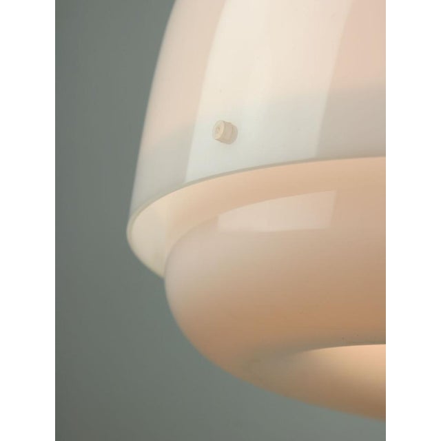 Italian White Medusa Pendant Lamp by Luigi Massoni for Guzzini, 1970s For Sale - Image 15 of 17