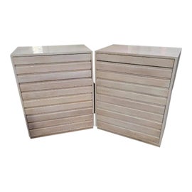 Example of Driftwood Dressers and Chests of Drawers