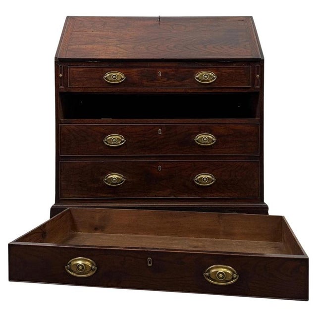 Antique English Georgian Oak Bureau, 1700s For Sale - Image 4 of 14