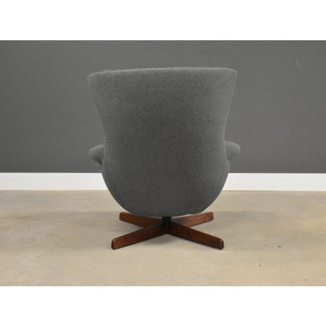 1960s Selig Egg Swivel Lounge Chair For Sale In Boston - Image 6 of 9