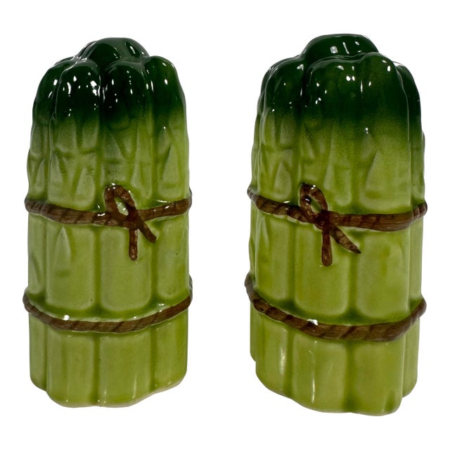 1980’s Hand-Painted Asparagus Shaped Salt Pepper Shakers- a Pair For Sale