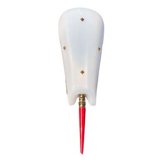 Mid-Century Modern Rocabilly White Ribbed Acrylic Glass Sconce, 1960s For Sale