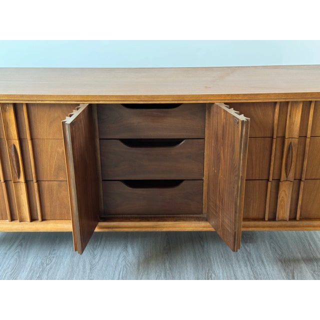 1960s Thomasville Brutalist Walnut Lowboy Dresser For Sale - Image 5 of 8