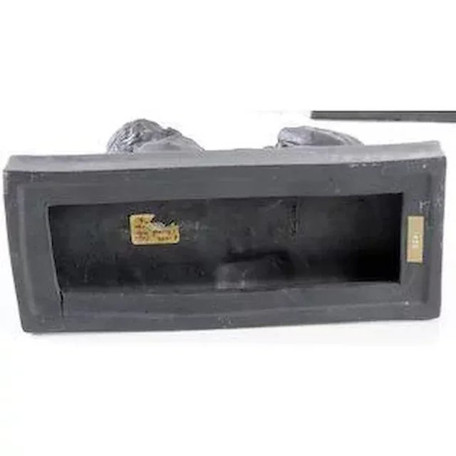 1800s English George III Wedgwood Black Basalt Grecian Sphinxes - A Pair For Sale In New York - Image 6 of 8