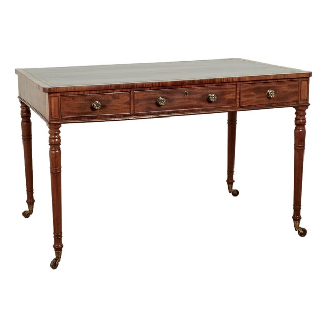 Antique English Georgian Leather Top Desk For Sale