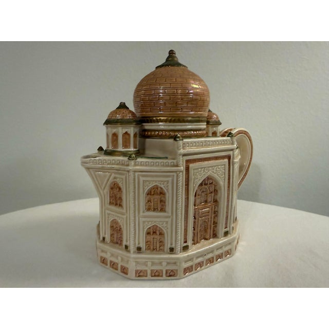 Ceramic 1990s Fitz & Floyd- The Taj Mahal Teapot, Part of the Famous Landmarks Around the World / Special Teas Collection For Sale - Image 7 of 11