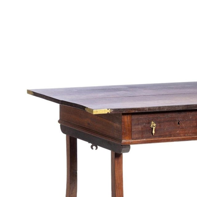 Furniture - Philippine-style table; made of fine wood - 19th century. Portuguese table from the 19th century made of fine...