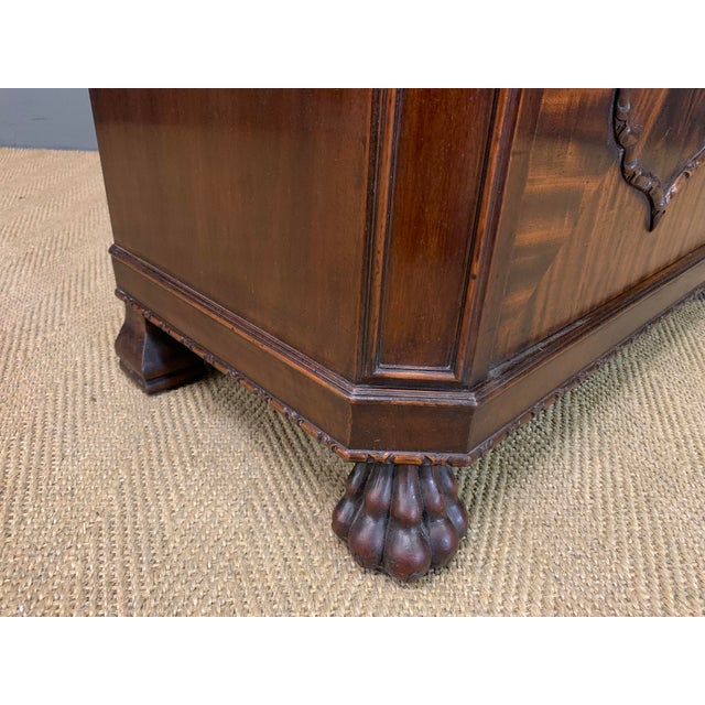 Chippendale Mahogany Bookcase by Hille, 1920 For Sale - Image 14 of 18