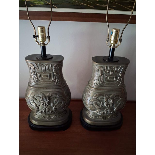1980s Archaistic Pair of Brass Chinese Hu Vessel Urn Table Lamps - a Pair For Sale In Orlando - Image 6 of 13