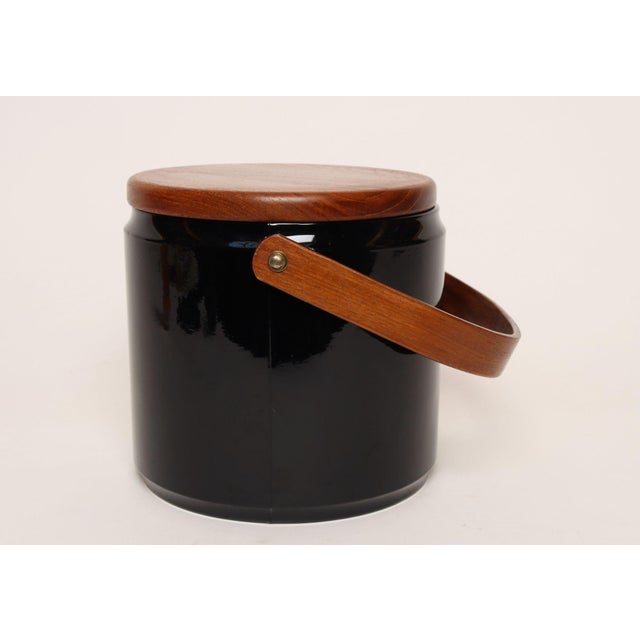 Georges Briard Mid Century Modern Black Vinyl and Teak Insulated Ice Bucket by Georges Briard For Sale - Image 4 of 18