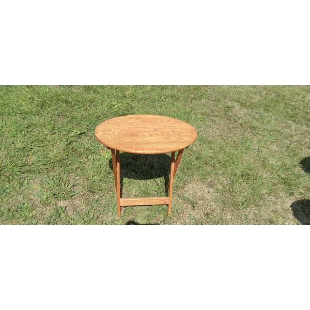 Mid-Century Modern 1980s Hammary Oval Oak Side Table For Sale - Image 3 of 12