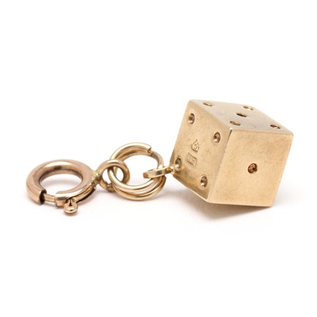 Modern 1950s Dice Charm, 14k Yellow Gold, Length 1 In For Sale - Image 3 of 6