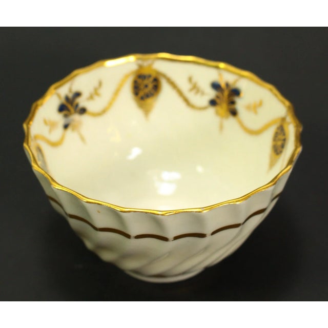Metal 18th Century Worcester Porcelain Cup Swirled With Blue & Gold For Sale - Image 7 of 12
