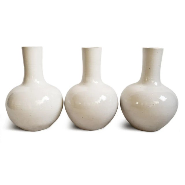 White Long Neck Ceramic Vase For Sale In Los Angeles - Image 6 of 8