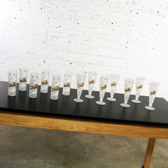 Mid-Century Modern Mid-Century Modern Cavalcade by Libbey Galloping Horse Cocktail Glasses Gold White Pilsner Tom Collins For Sale - Image 3 of 13
