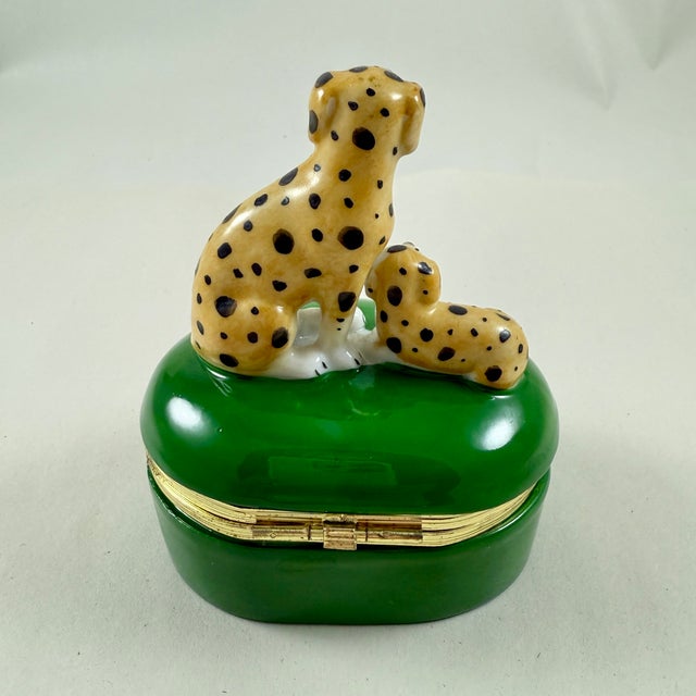 Fitz and Floyd Fitz & Floyd Spotted Dogs Porcelain Trinket Box For Sale - Image 4 of 10