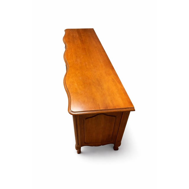 Drexel Heritage 1980s Drexel French Provincial Nine-Drawer Dresser For Sale - Image 4 of 5