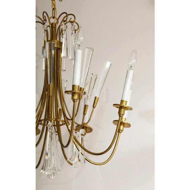 Lightolier 1960's Tommi Parzinger Style Brass and Crystal Chandelier For Sale - Image 4 of 13