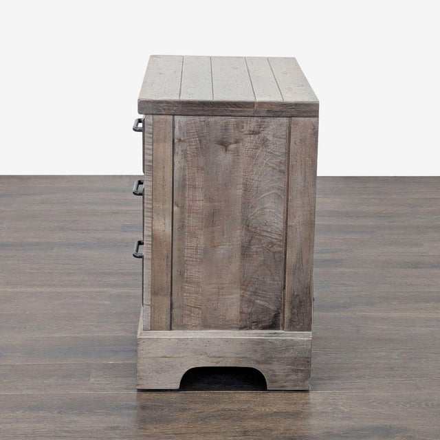 Bassett Vaughan Bassett Cool Rustic Clear Maple Three Drawer Nightstand For Sale - Image 4 of 11