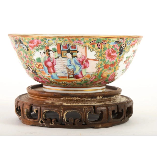 Mid 19th Century Rose Medallion Bowls- Set of 3 For Sale - Image 10 of 13