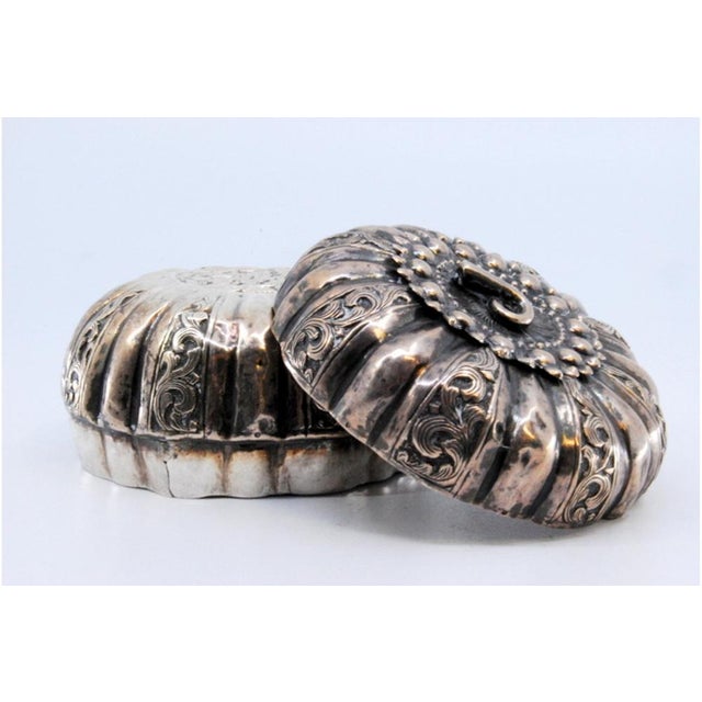 Silver Rosary Box in the Shape of a Fruit with Removable Lid, in Good conditions. Designed 1920 to 1949