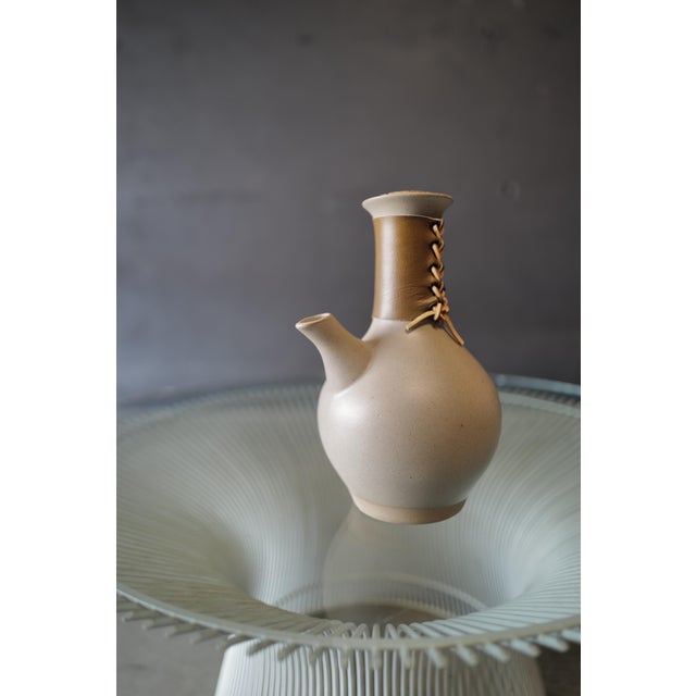 Mid 20th Century Mid 20th Century Tea Pot by Gordon and Jane Martz For Sale - Image 5 of 13