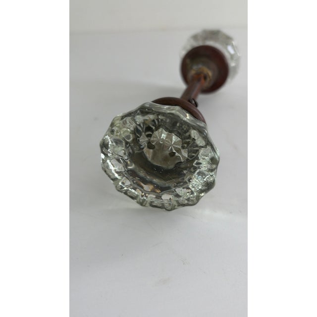 1930s Antique Clear Glass Door Knob Set With Brass Hardware, 1920s–1930s For Sale - Image 5 of 13