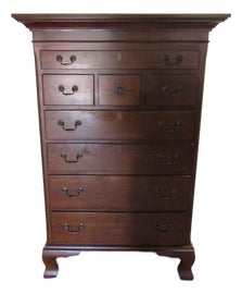 Example of Lane Furniture Dressers and Chests of Drawers