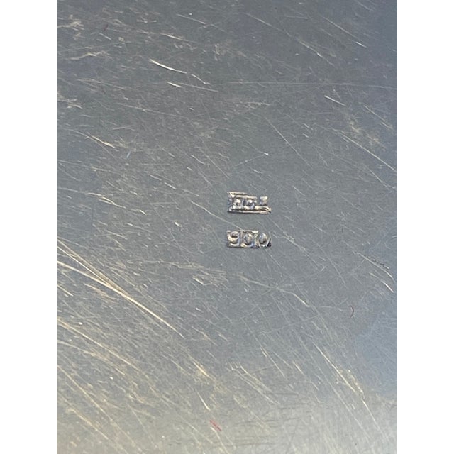 Pocket Powder Compact in Sterling Silver, 1890s For Sale - Image 6 of 13