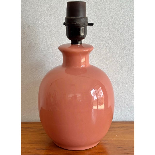 1970s Small Salmon Pink Ceramic Lamp For Sale - Image 6 of 6