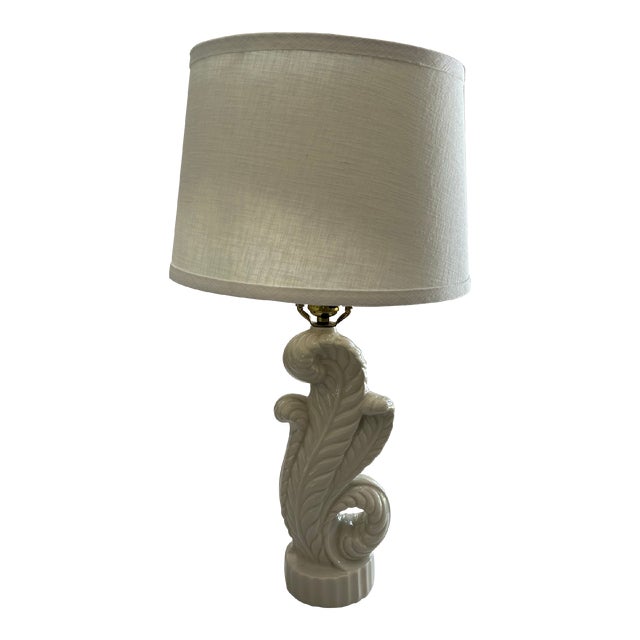 1970s Mid-Century Modern Ceramic Acanthus Leaf Lamp For Sale