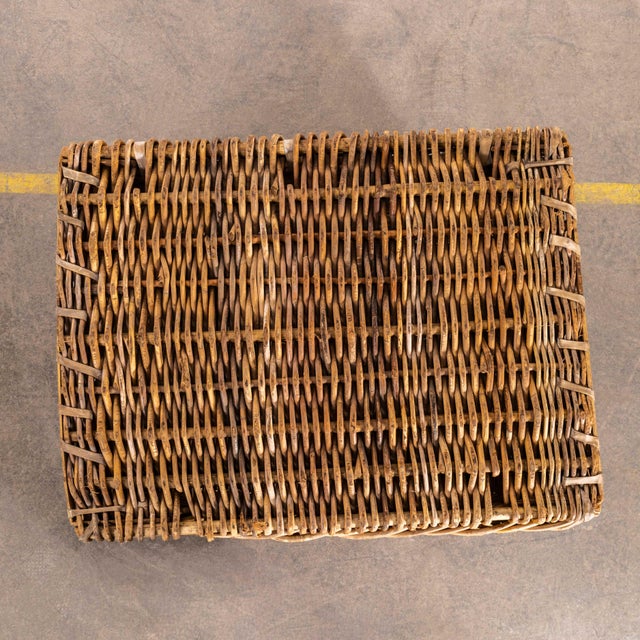 English Wicker Baskets, 1920s For Sale - Image 9 of 11