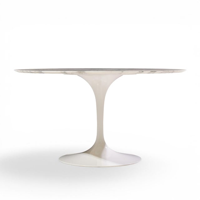 Knoll Eero Saarinen for Knoll Mid Century 54" Tulip Carrara Marble Dining Table For Sale - Image 4 of 7