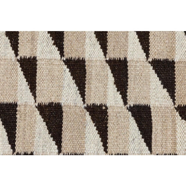 Cream Contemporary Navajo-Style Graphic Geometric Wool Rug Southwestern Flat-Weave For Sale - Image 8 of 10