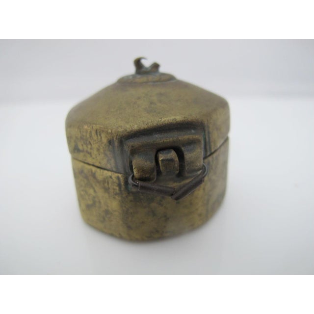 Small Antique Mughal Indian Brass Brass Octagonal Betel Nut Box For Sale In Portland, OR - Image 6 of 9