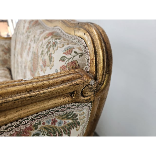 20th Century Italian Baroque Style Sofa in Carved and Gilded Wood For Sale - Image 8 of 18