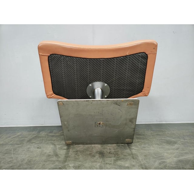 Wave Leather Lounge Chair by Peter Maly for Tonon, Italy, 1990s For Sale - Image 4 of 15