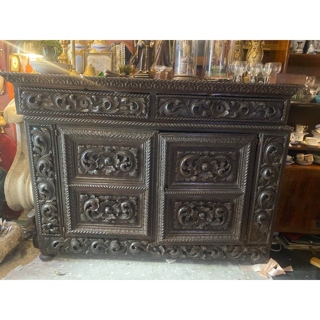 Unique XVII century buffet from an aristocrat house in the north of Portugal . All hand carved in chestnut wood.