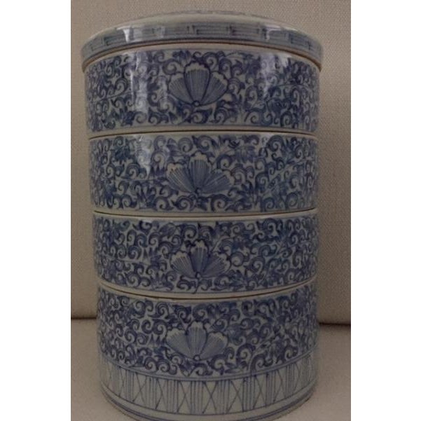 Japanese Antique Japanese Blue and White Porcelain Obento, Stacking Dish, Used by Wealthy For Sale - Image 3 of 15