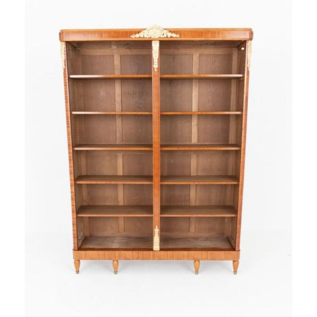 Sheraton Revival Display Cabinet in Satinwood, 1880 For Sale - Image 3 of 11