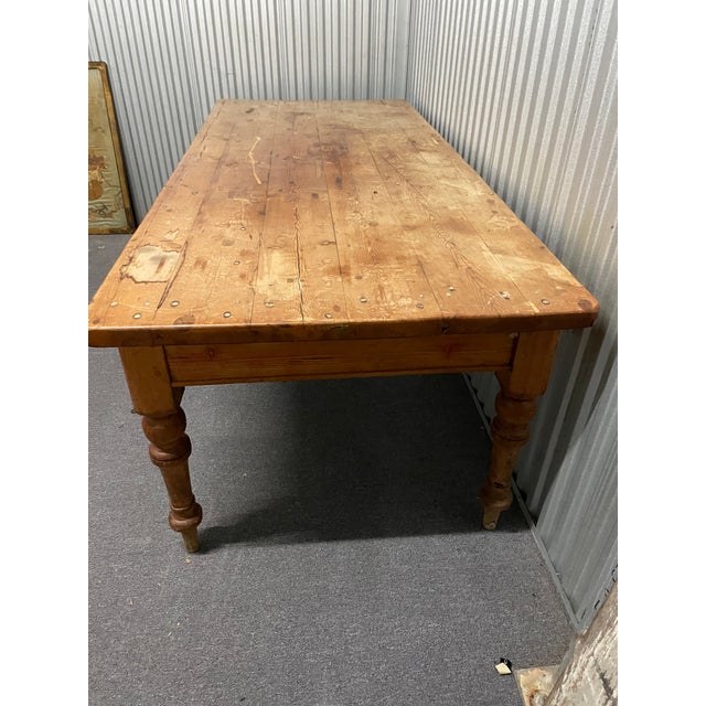 Farmhouse Classic Mid 20th C. Scrubbed Pine Farm Table With Turned Legs For Sale - Image 3 of 3