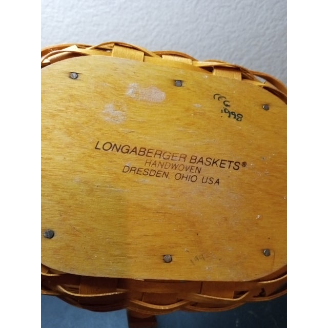 American 1990s Gorgeous Longaberger Oval Wicker Basket For Sale - Image 3 of 10