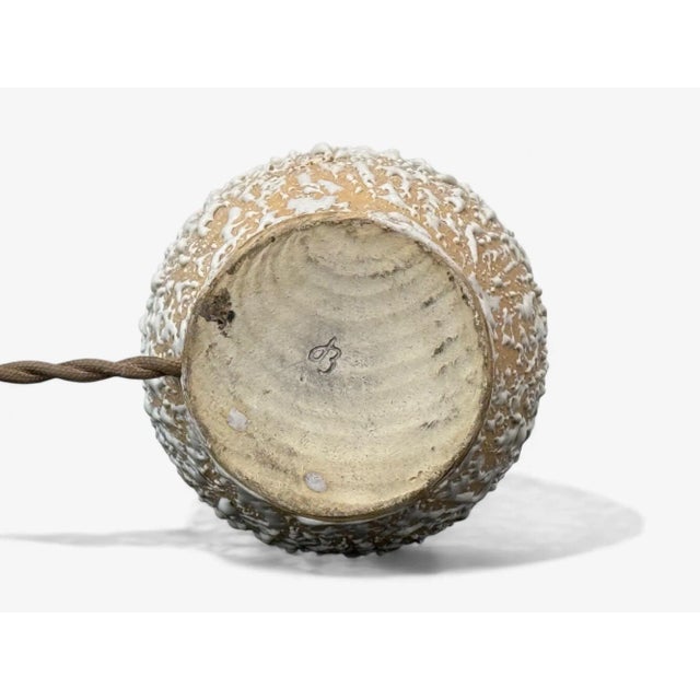 Antique White Jean Besnard, French Art Deco, Ceramic, Table Lamp, France, 1960s For Sale - Image 8 of 10