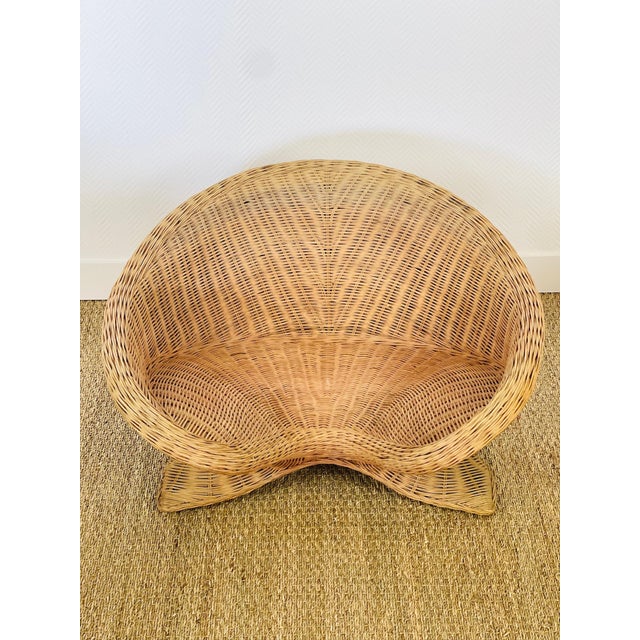 Mid-Century Modern Vintage Sculptural Lotus Meditation Chair and Half-Moon Table in Rattan, 1970s, Set of 2 For Sale - Image 3 of 18